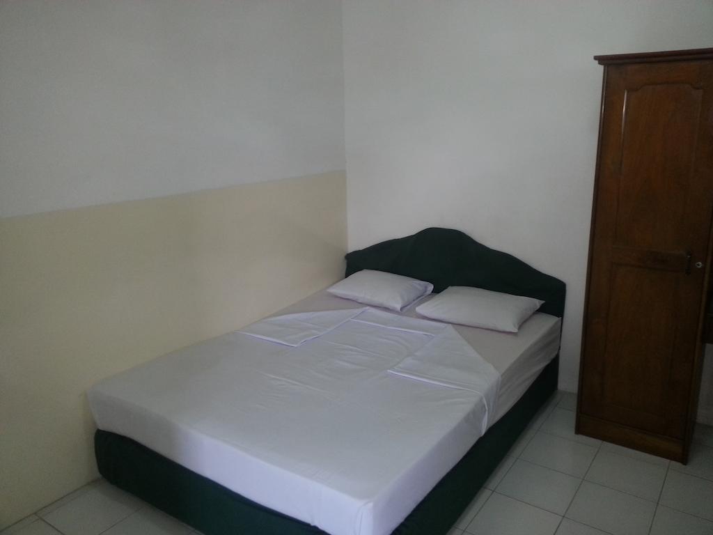 Guest house Henny Executive Homestay *