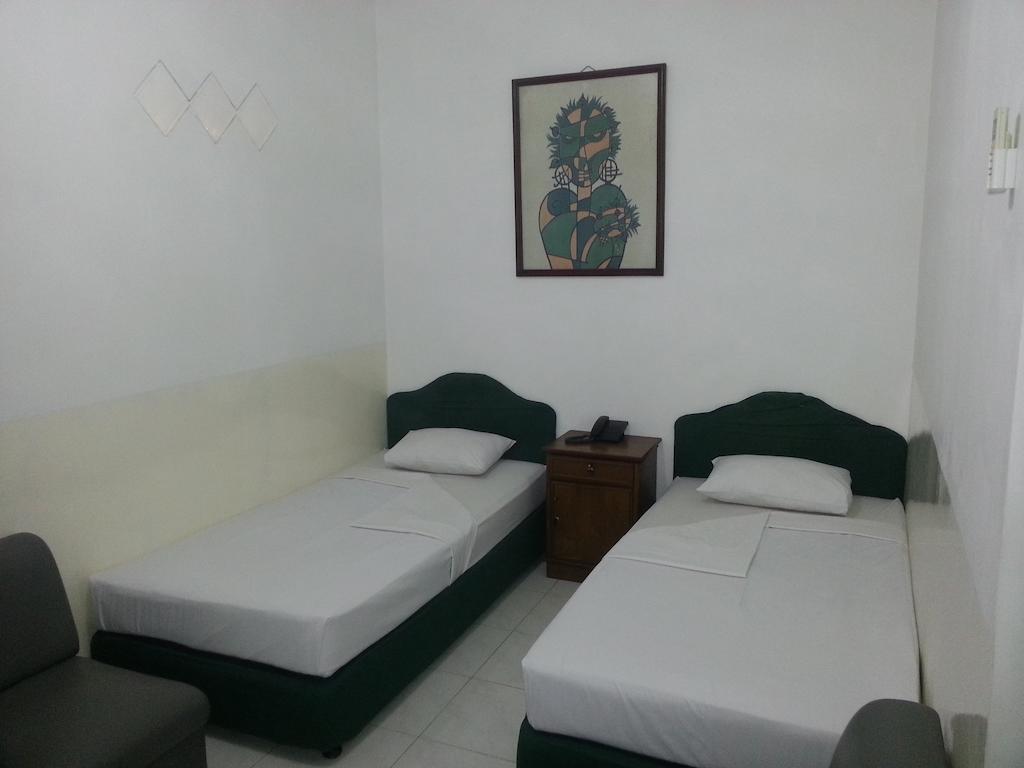 Henny Executive Homestay Guest house *