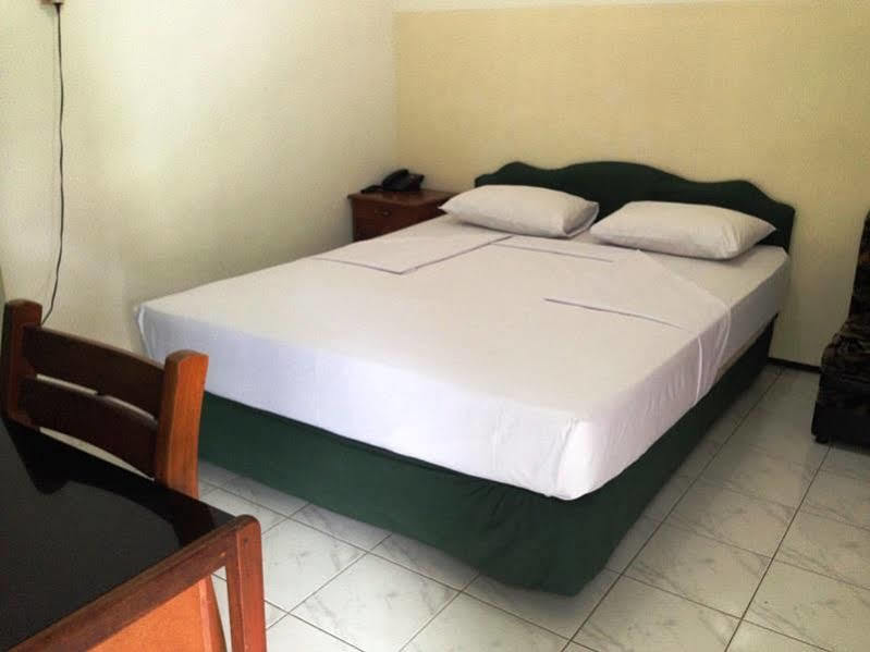 Henny Executive Homestay Surabaya